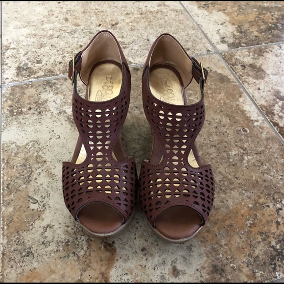 Brown Mexican Huarache Wedge - Picture 1 of 3